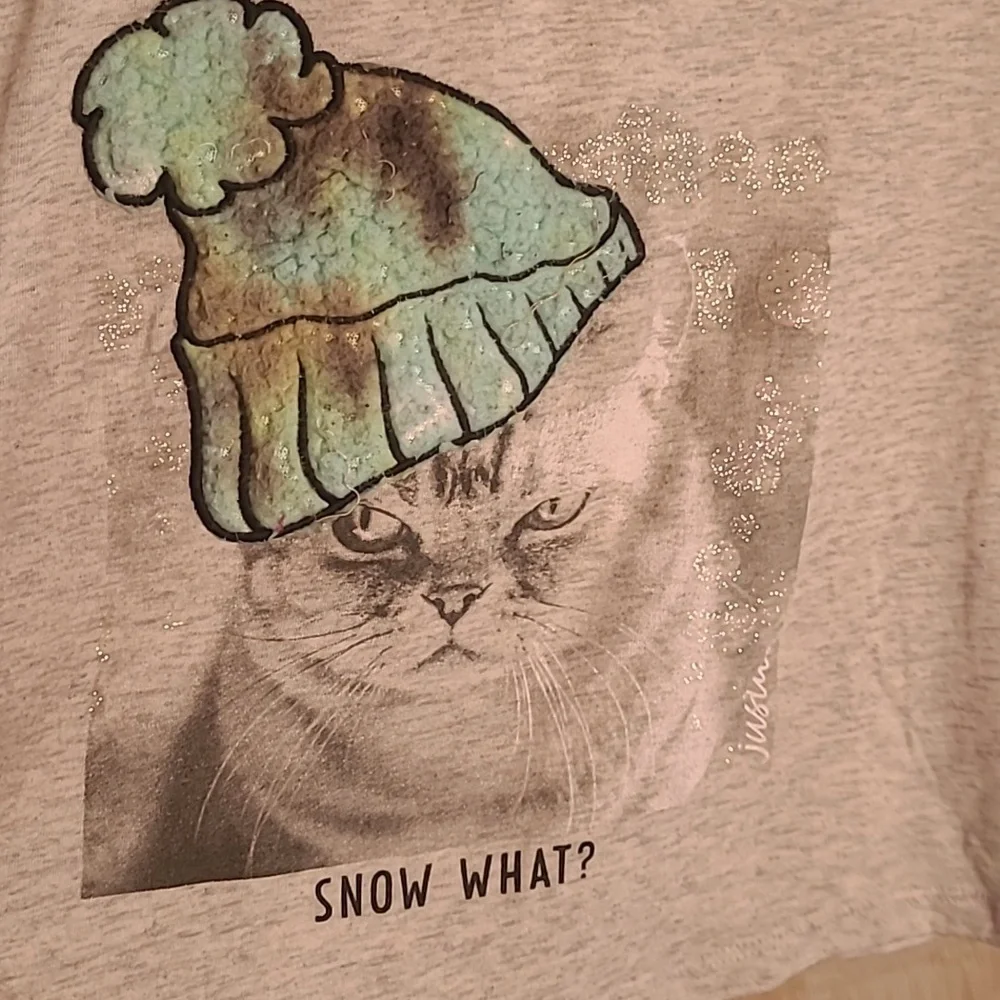 Justice Girls Small glittery sparkly fuzzy cat long sleeve Tshirt SNOW WHAT?